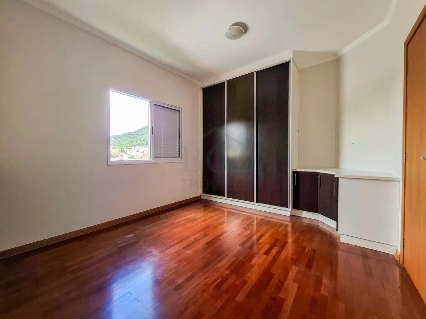 Apartamento para alugar com 3 quartos, 166m² - Foto 7