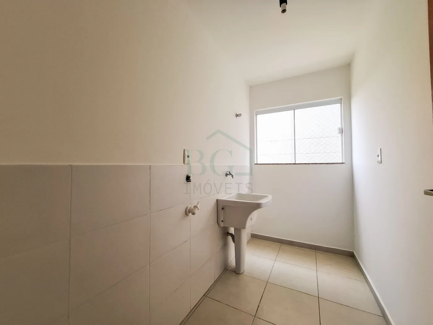 Apartamento para alugar com 2 quartos, 84m² - Foto 12