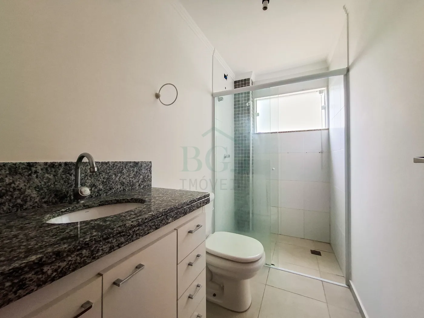 Apartamento para alugar com 2 quartos, 84m² - Foto 11