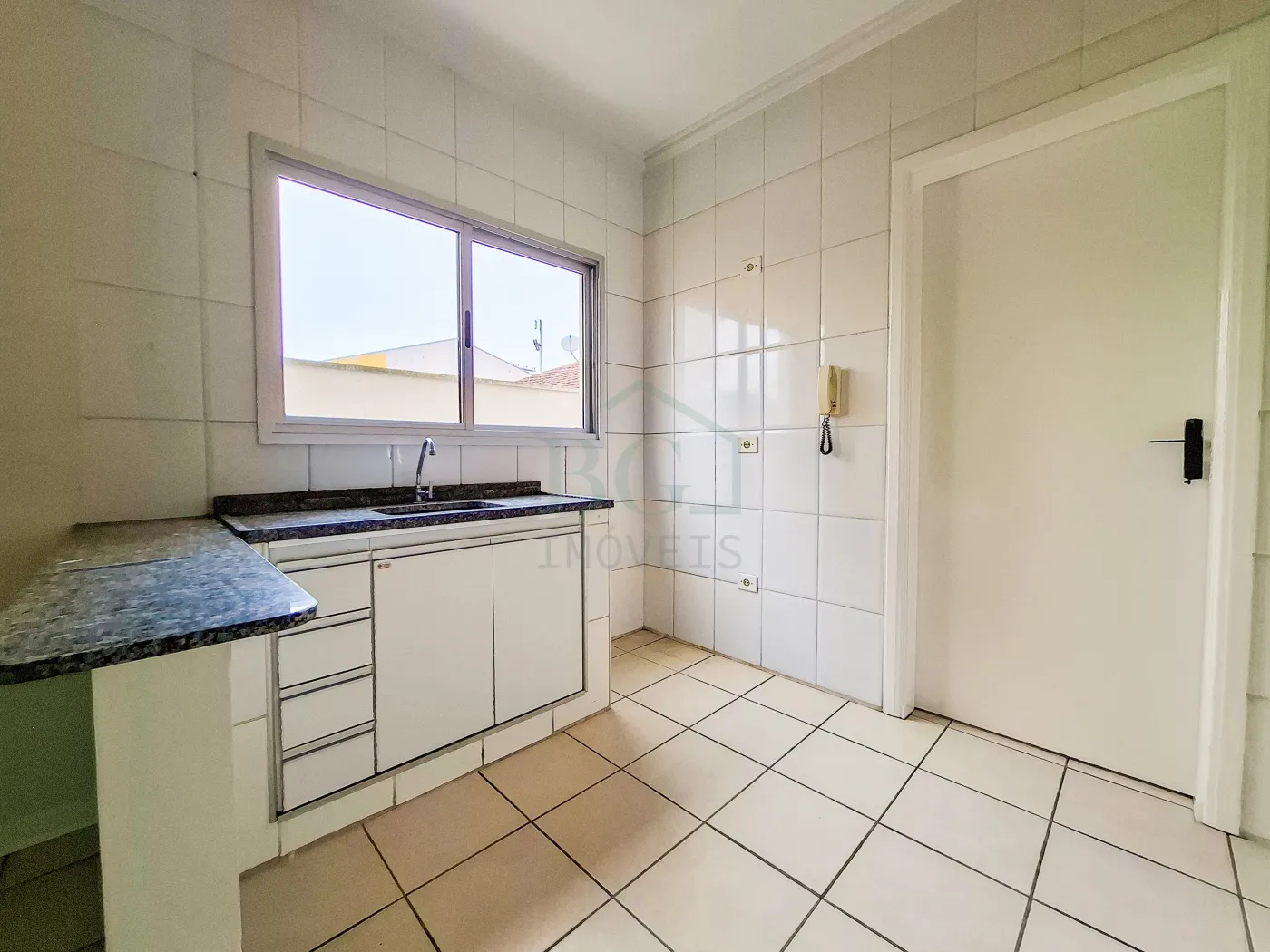 Apartamento para alugar com 2 quartos, 99m² - Foto 9