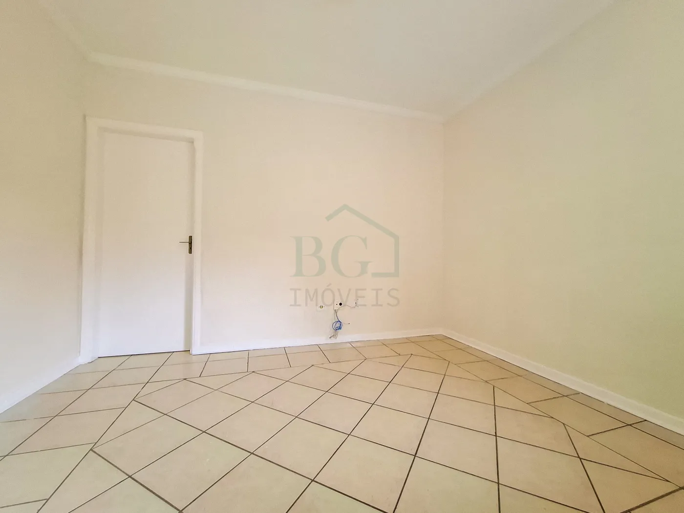 Apartamento para alugar com 2 quartos, 99m² - Foto 3