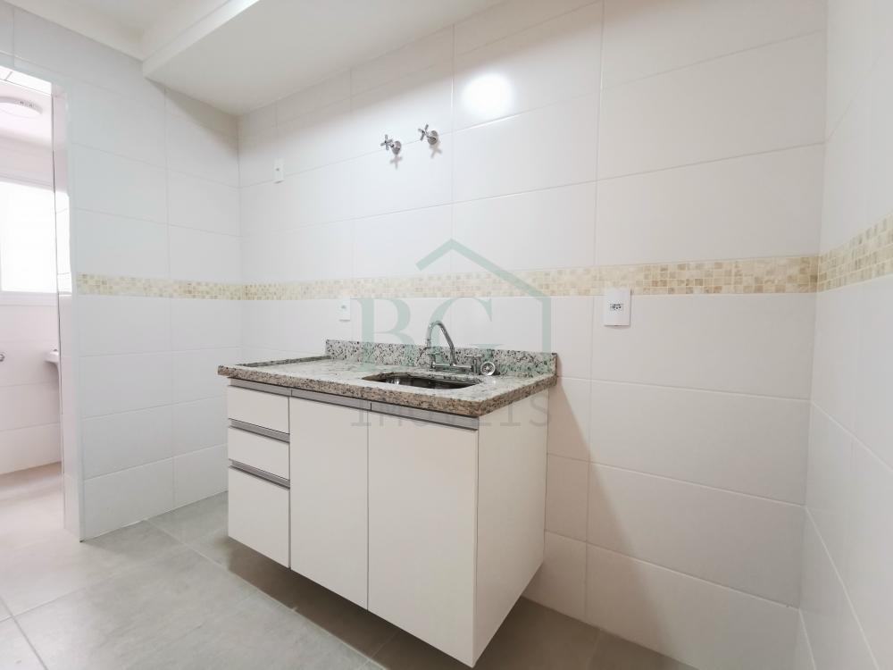 Apartamento para alugar com 2 quartos, 97m² - Foto 15