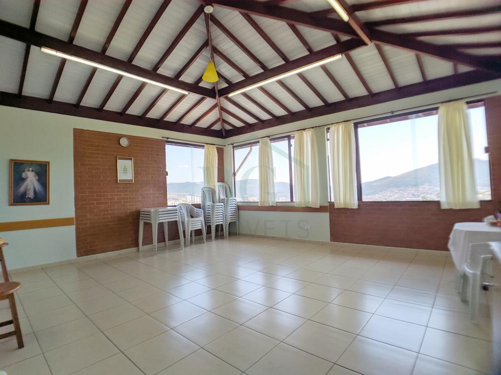 Casa à venda com 3 quartos, 328m² - Foto 5