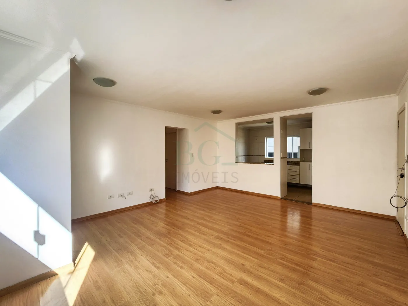 Apartamento para alugar com 2 quartos, 141m² - Foto 3