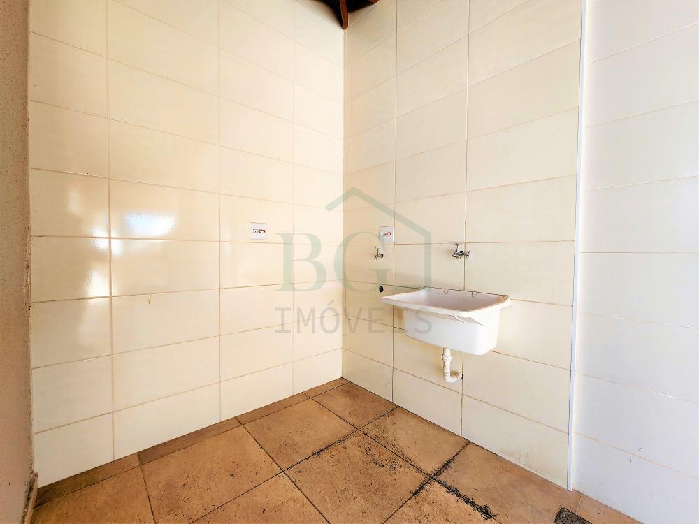 Casa para alugar com 3 quartos, 340m² - Foto 16