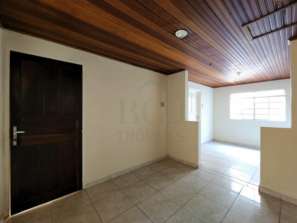 Casa para alugar com 3 quartos, 114m² - Foto 2