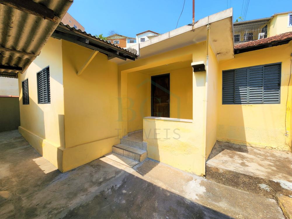 Casa para alugar com 3 quartos, 114m² - Foto 1