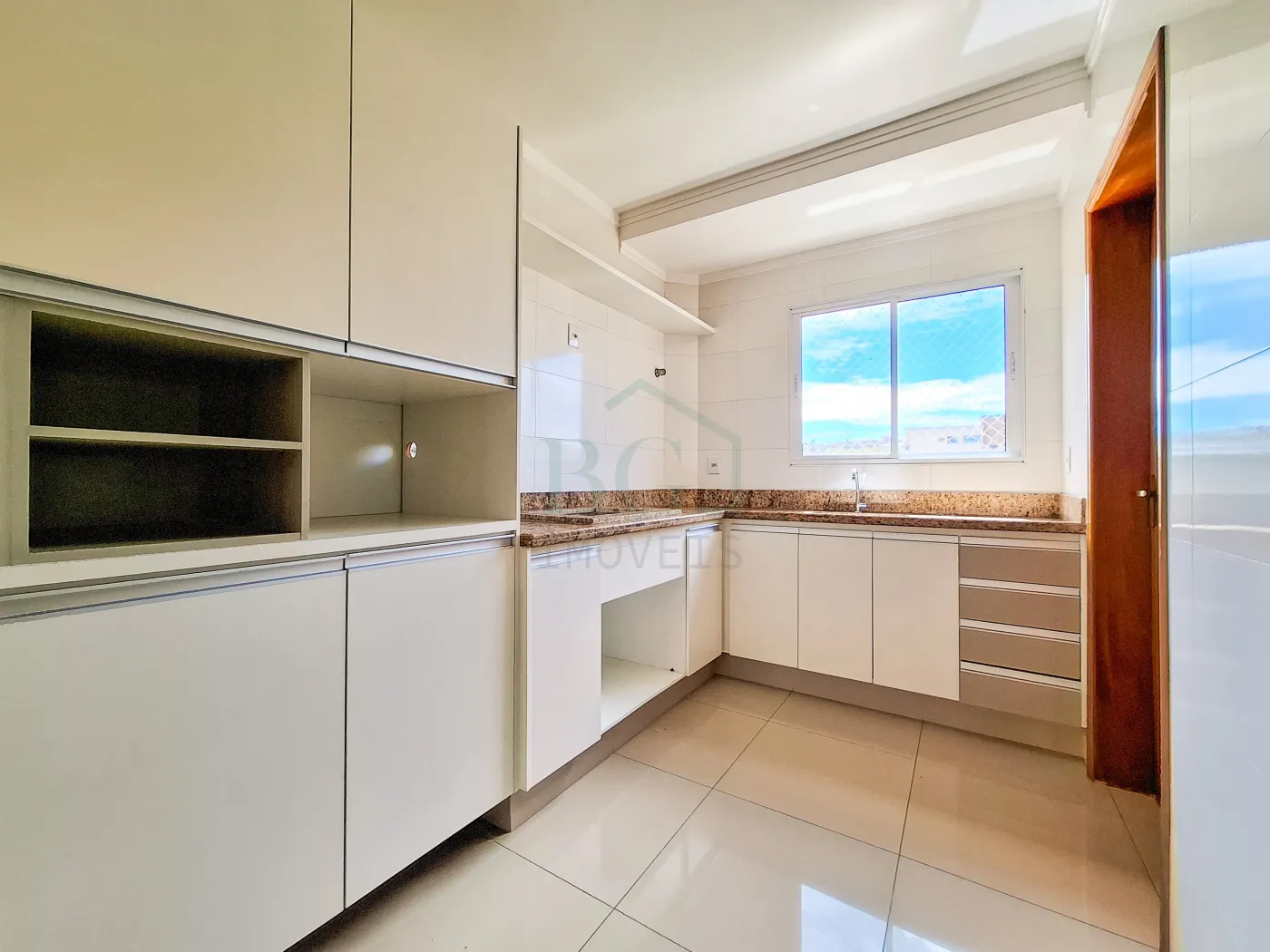 Apartamento à venda com 2 quartos, 102m² - Foto 12