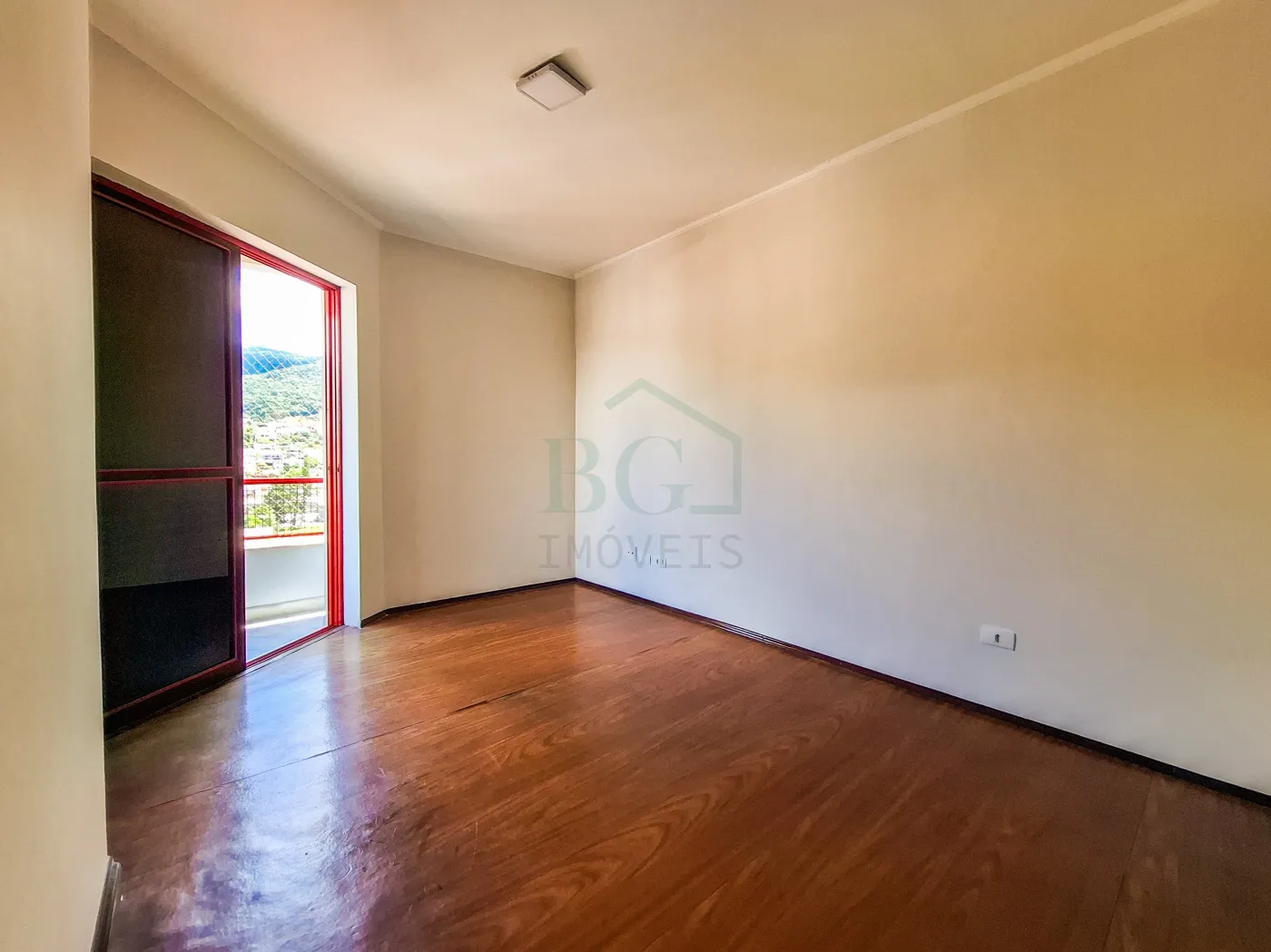 Apartamento para alugar com 2 quartos, 125m² - Foto 7