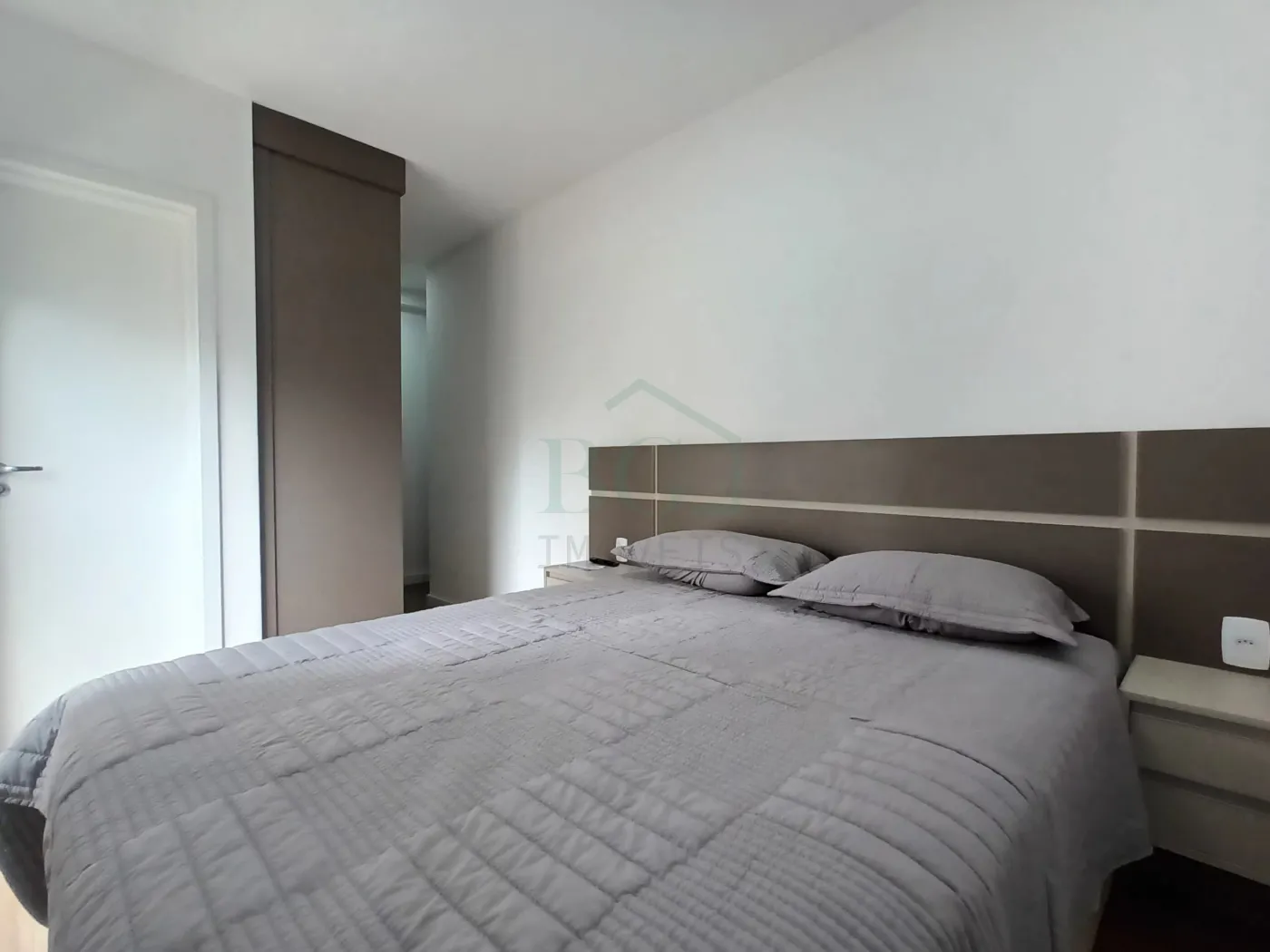 Apartamento à venda com 2 quartos, 69m² - Foto 9