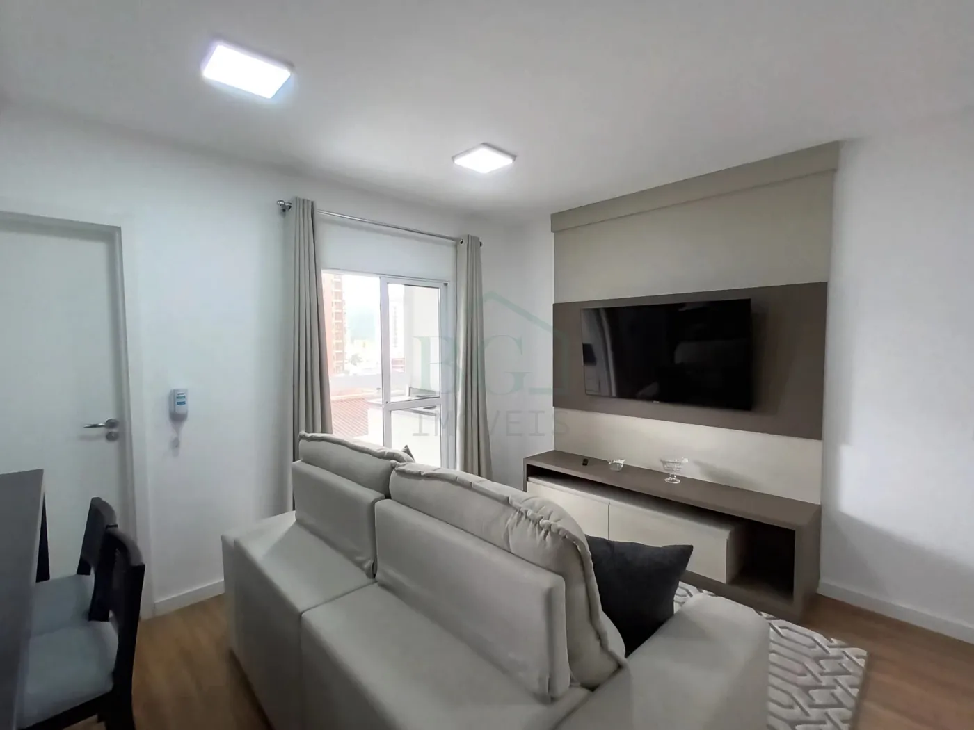 Apartamento à venda com 2 quartos, 69m² - Foto 5