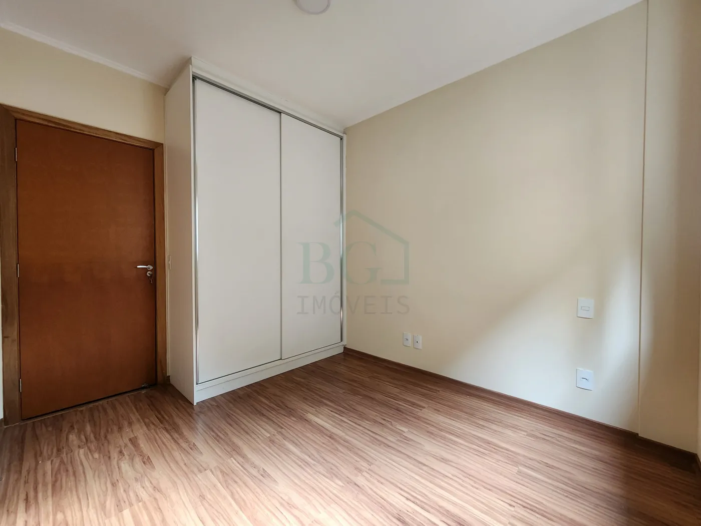 Apartamento para alugar com 2 quartos, 98m² - Foto 11