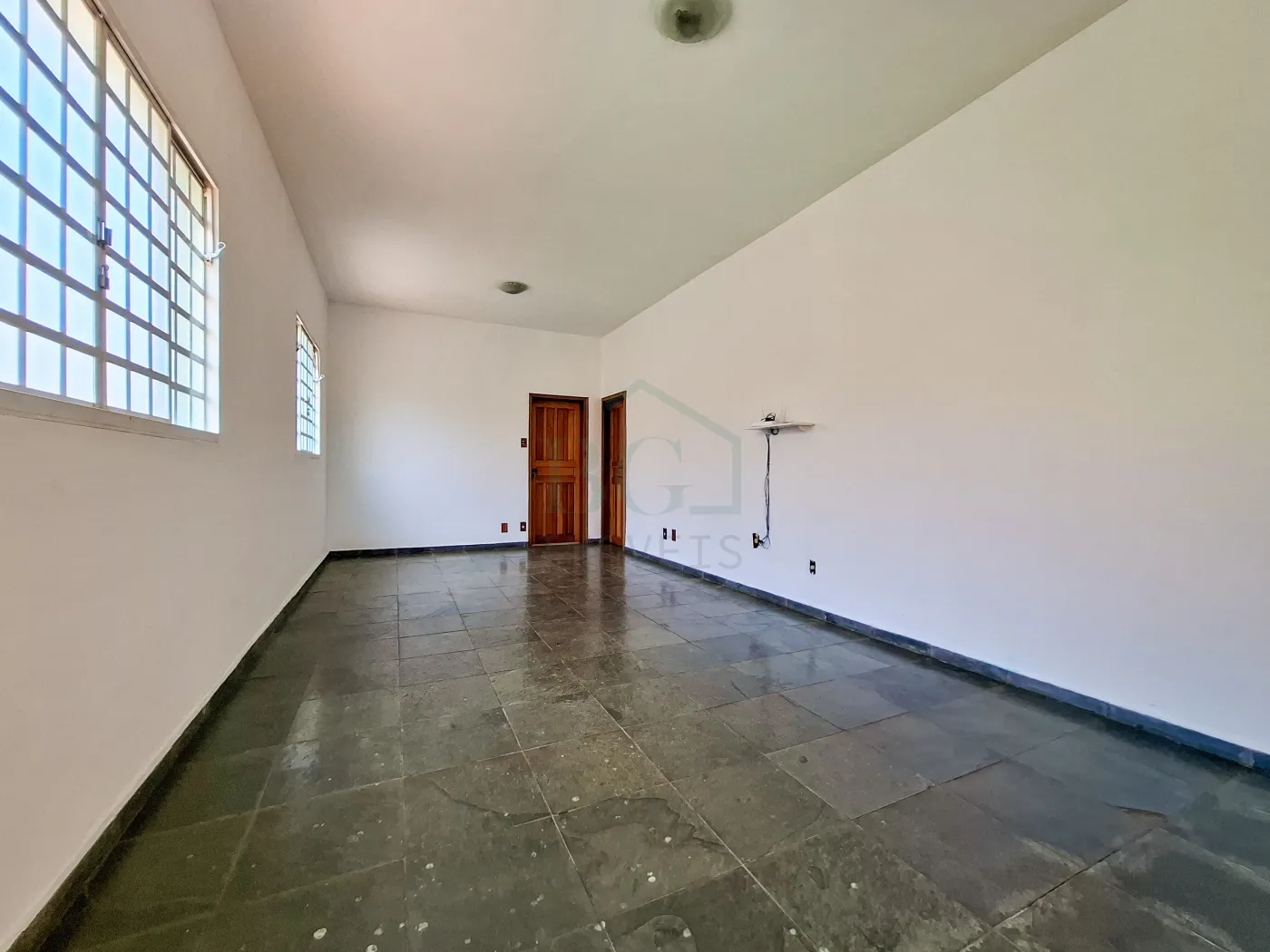 Casa para alugar com 5 quartos, 193m² - Foto 10