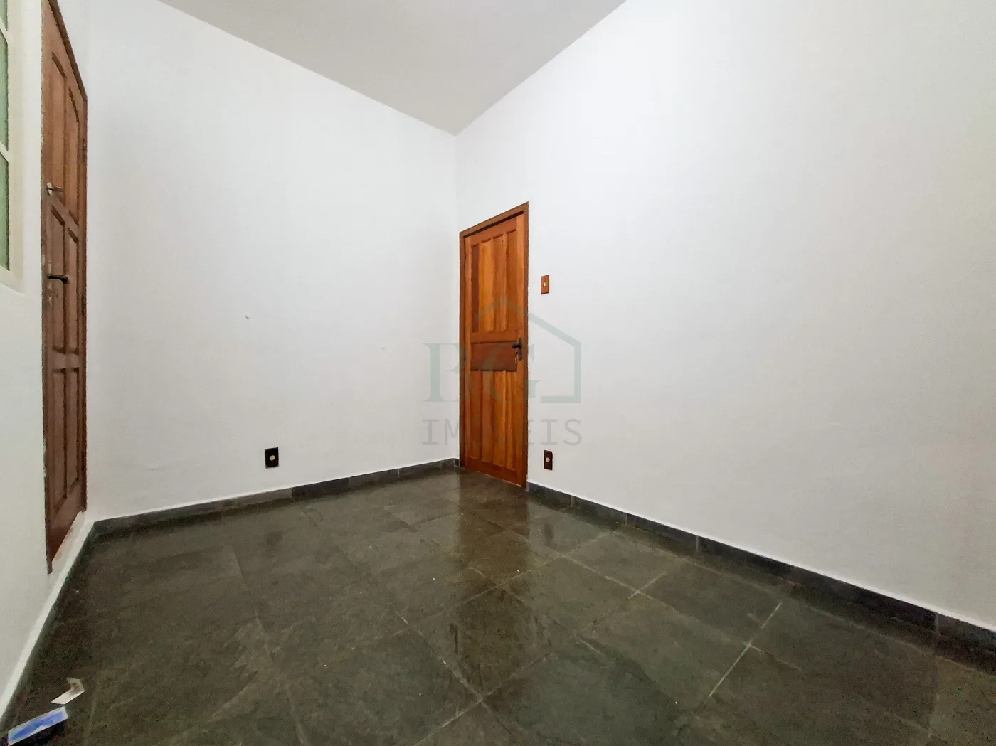 Casa para alugar com 5 quartos, 193m² - Foto 19