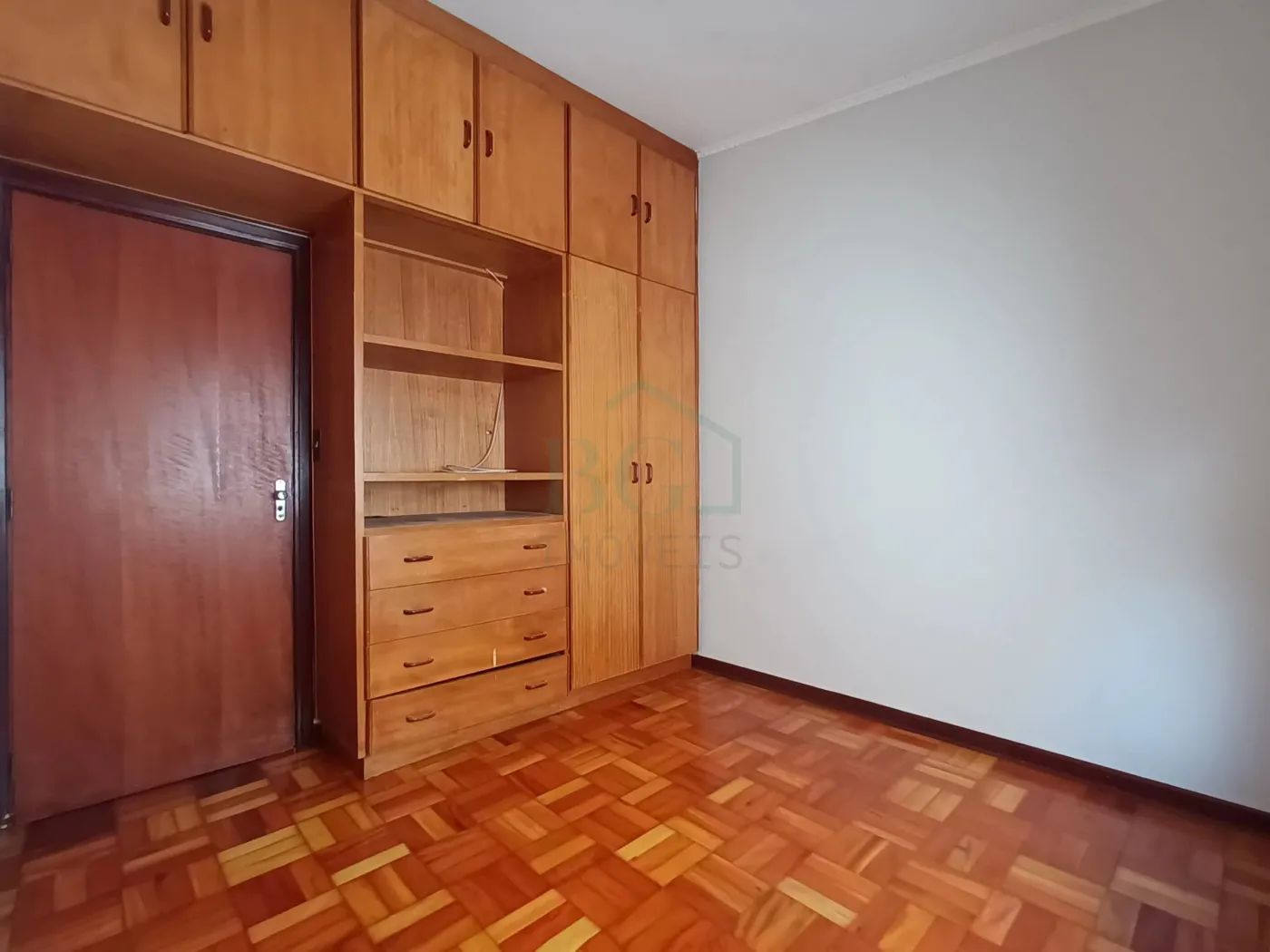 Casa à venda com 2 quartos, 130m² - Foto 9