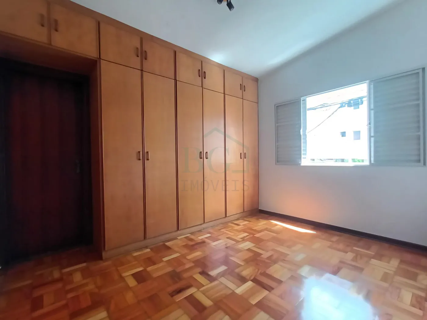 Casa à venda com 2 quartos, 130m² - Foto 6