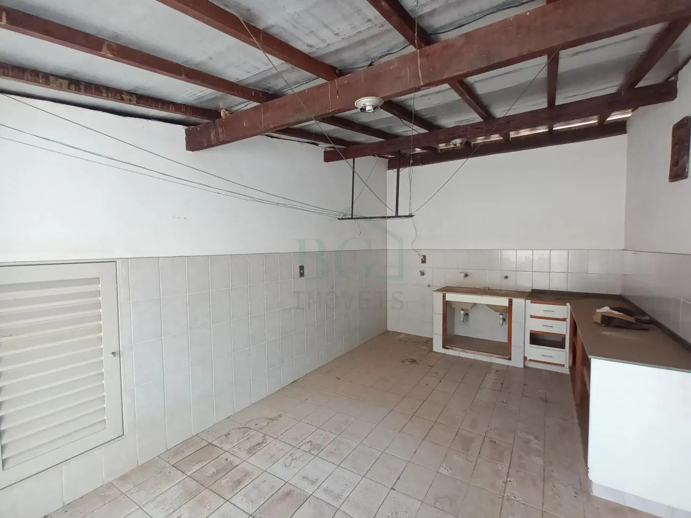 Casa à venda com 2 quartos, 130m² - Foto 16