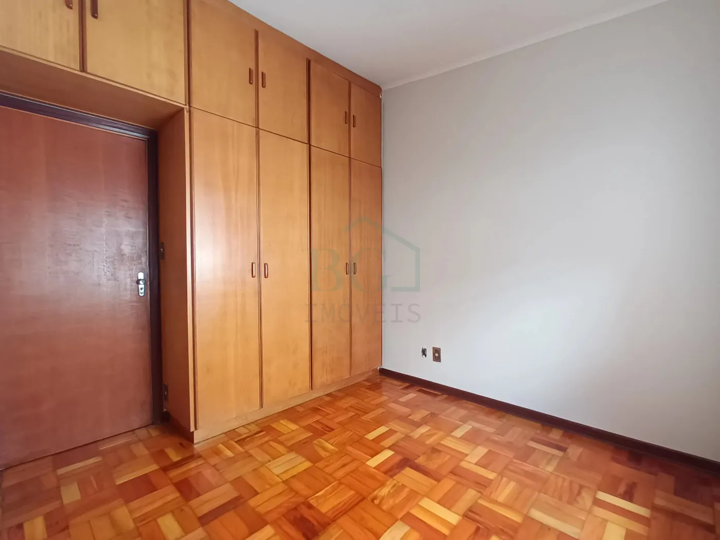 Casa à venda com 2 quartos, 130m² - Foto 11