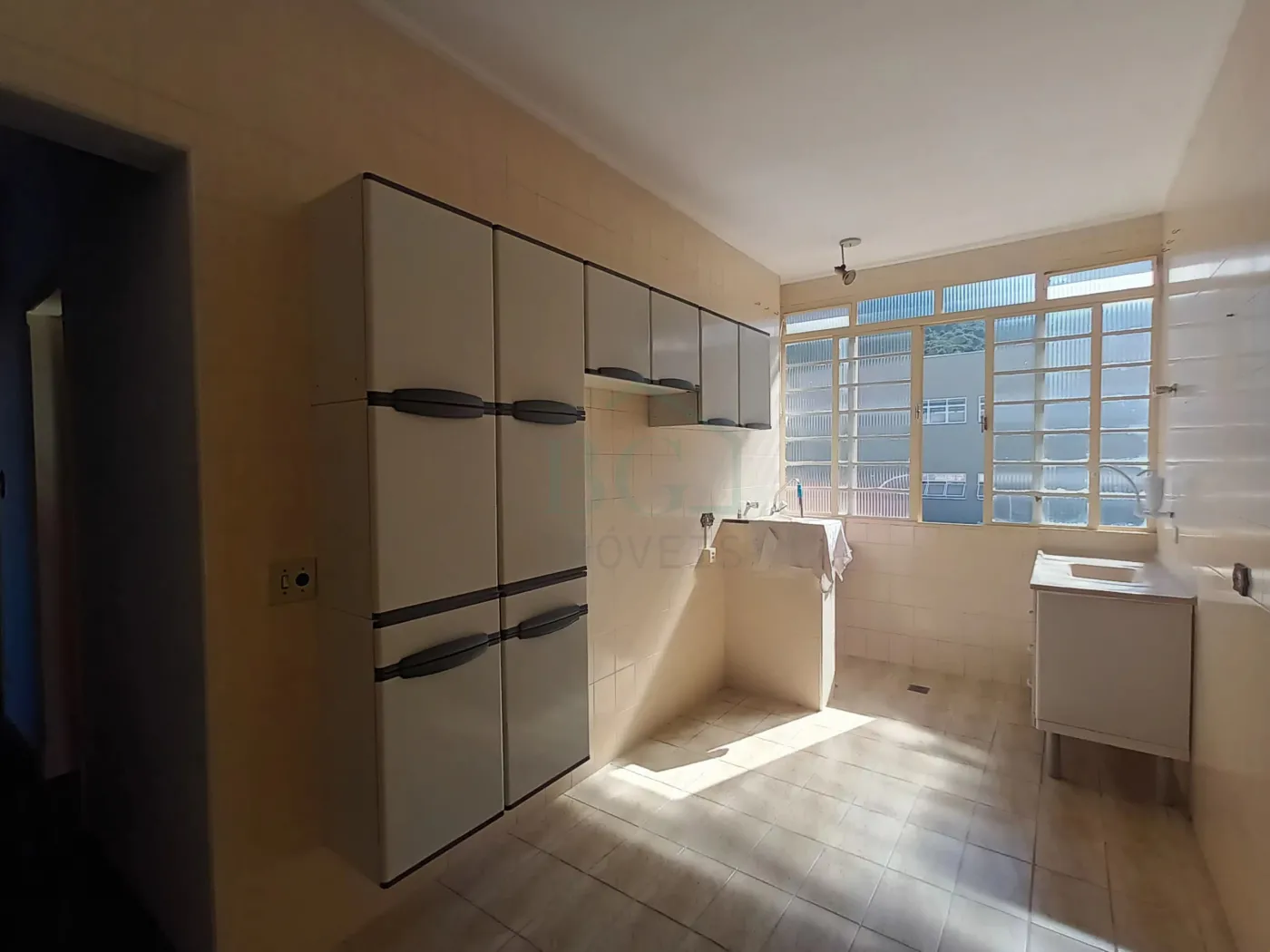 Apartamento à venda com 2 quartos, 69m² - Foto 8