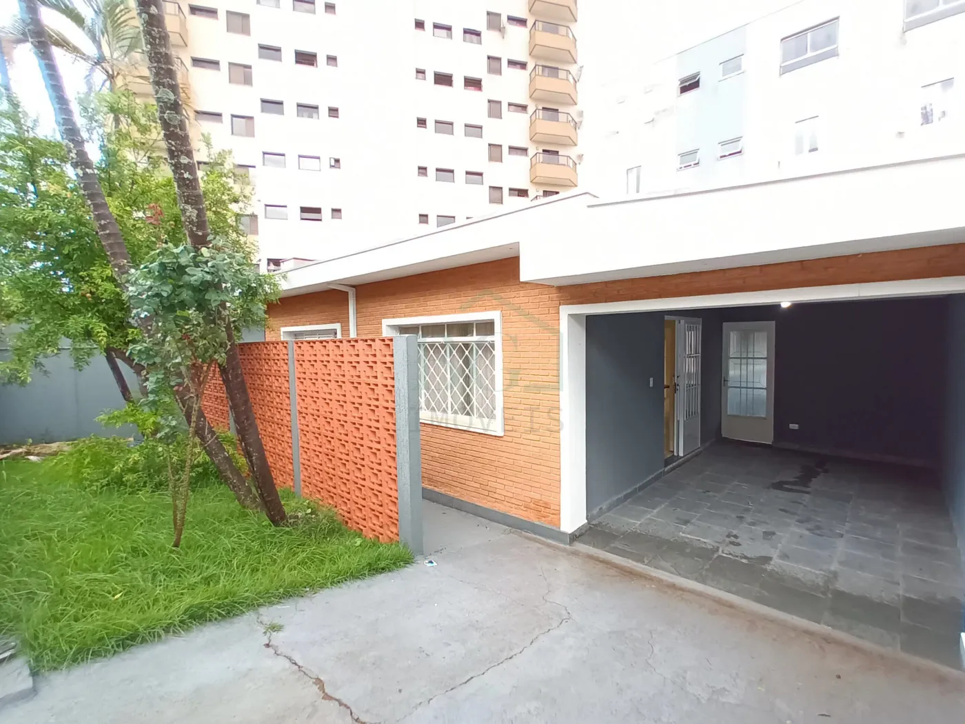 Casa à venda com 3 quartos, 130m² - Foto 3