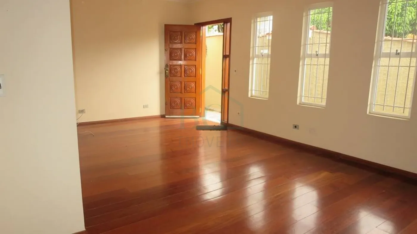 Casa à venda com 3 quartos, 230m² - Foto 7