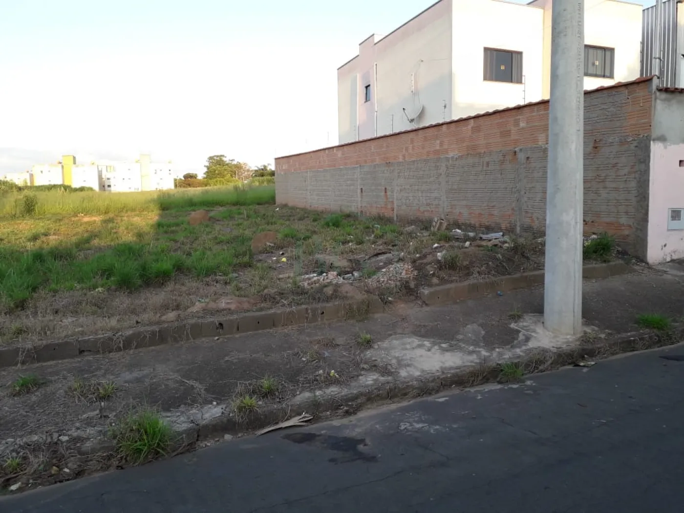 Terreno à venda, 250m² - Foto 1