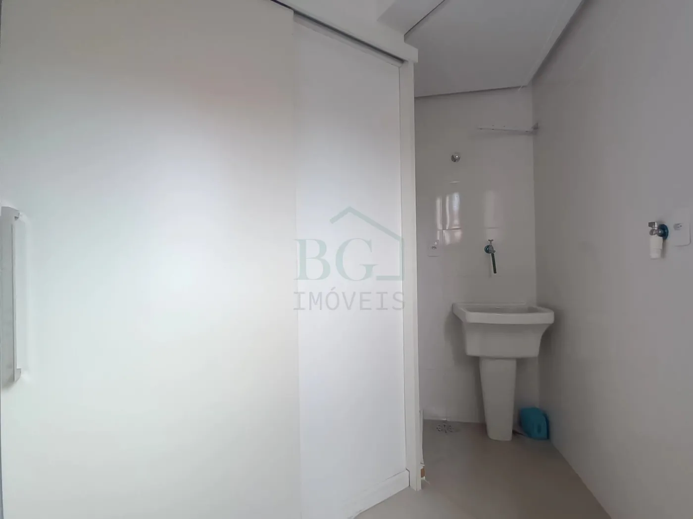 Apartamento à venda com 2 quartos, 64m² - Foto 15