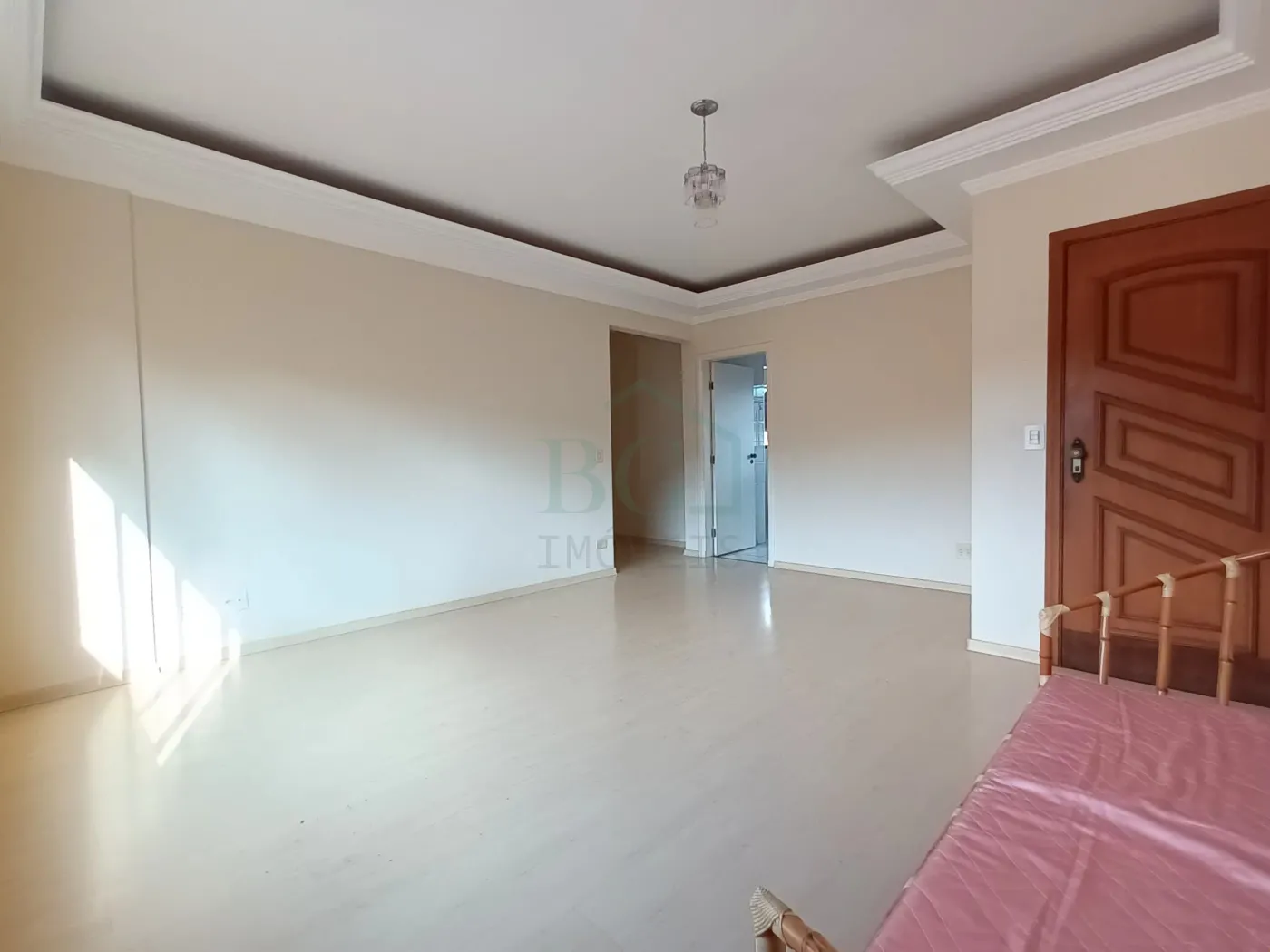 Apartamento à venda com 3 quartos, 90m² - Foto 3