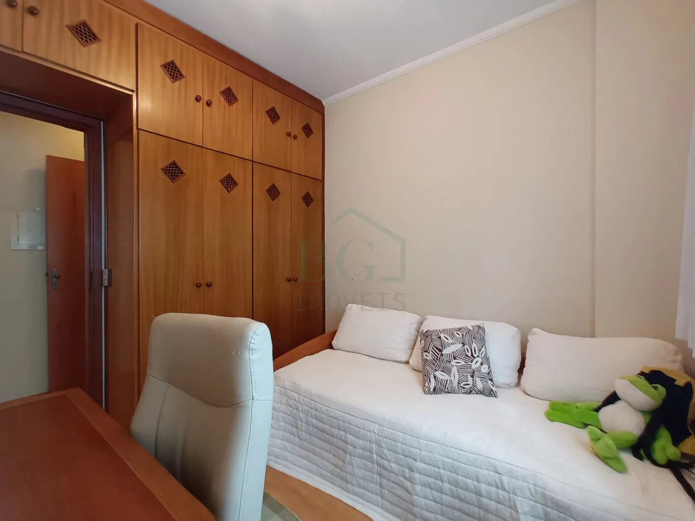 Apartamento à venda com 3 quartos, 70m² - Foto 13