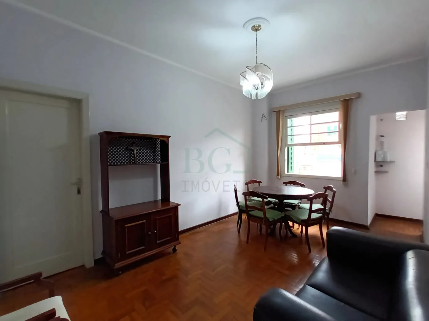 Apartamento à venda com 2 quartos, 74m² - Foto 2