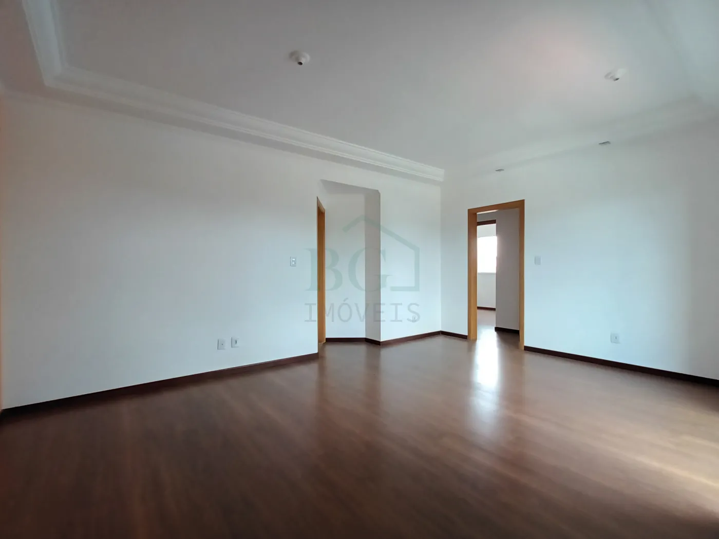 Apartamento à venda com 3 quartos, 90m² - Foto 3