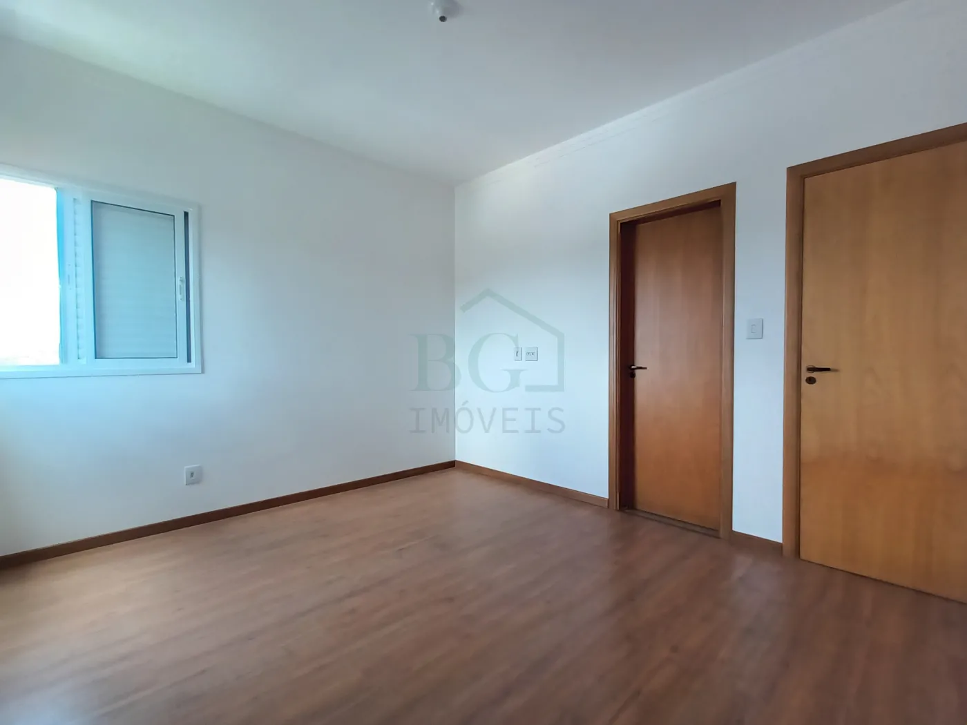 Apartamento à venda com 3 quartos, 95m² - Foto 8