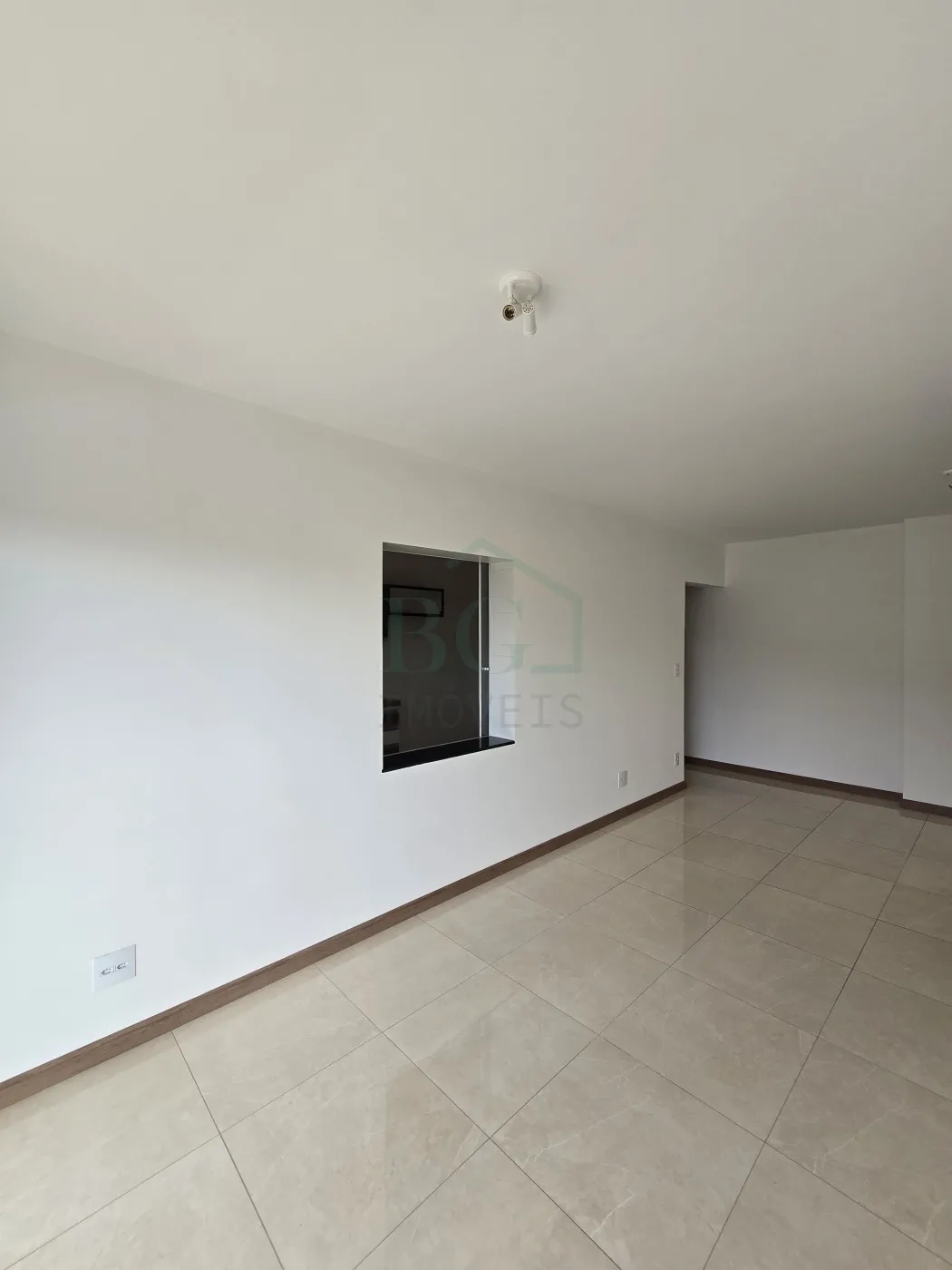 Apartamento à venda com 3 quartos, 93m² - Foto 8