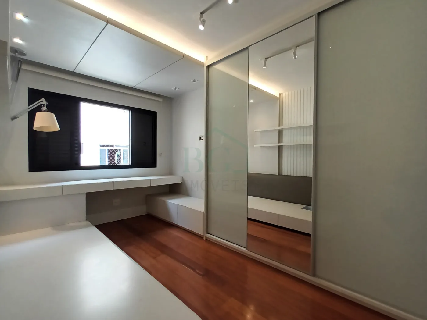 Apartamento à venda com 4 quartos, 217m² - Foto 20