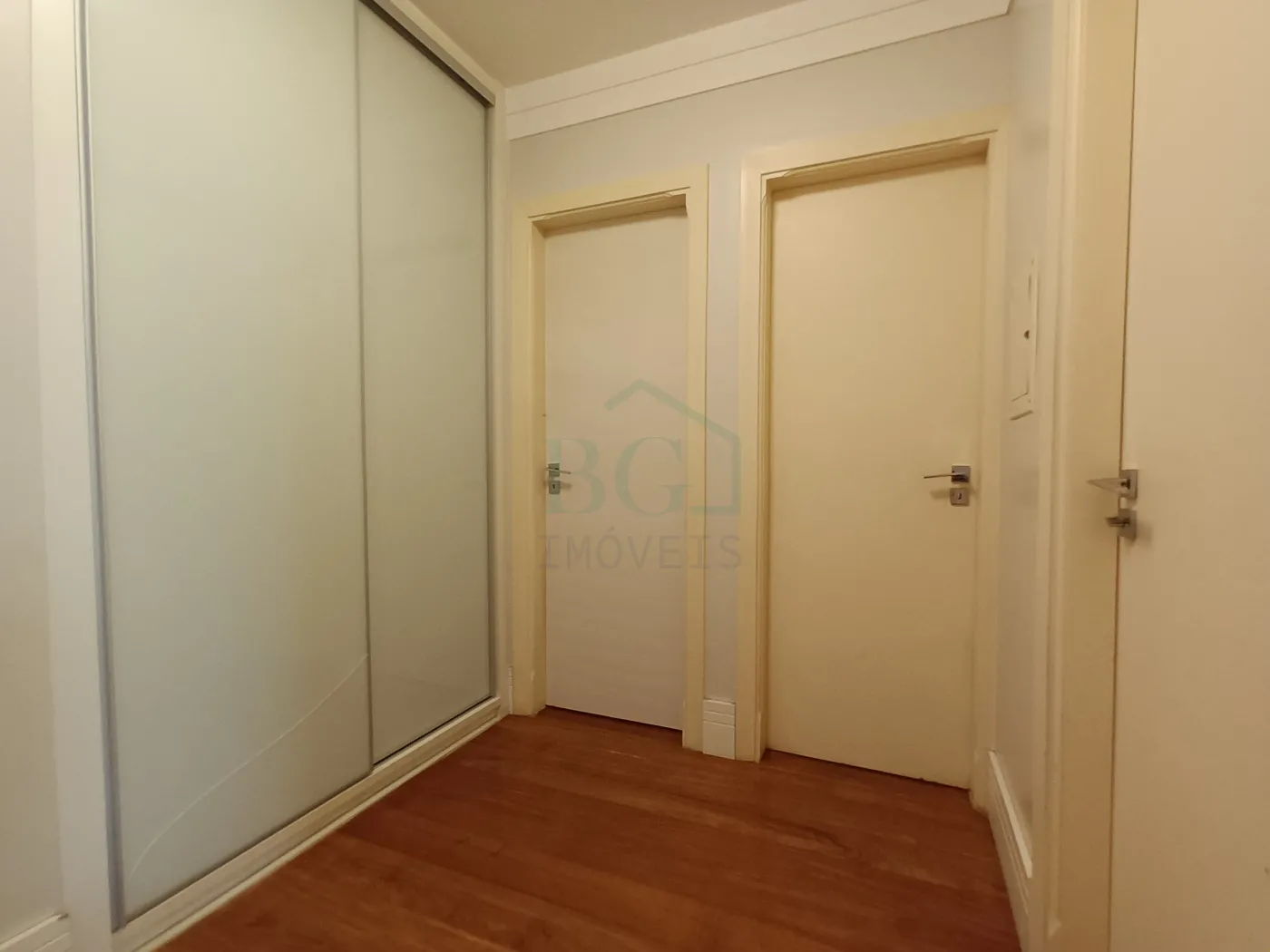 Apartamento à venda com 4 quartos, 217m² - Foto 10