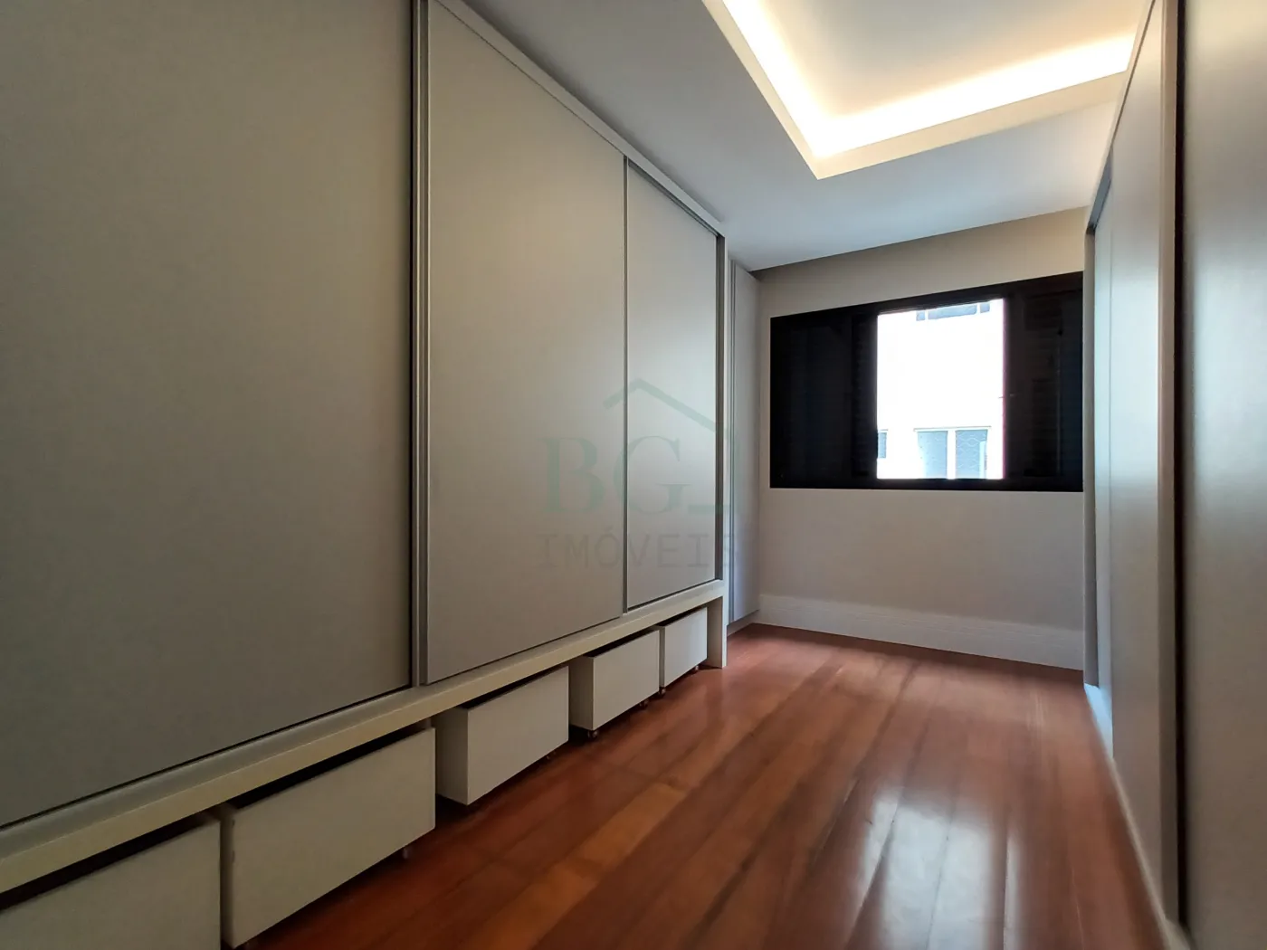 Apartamento à venda com 4 quartos, 217m² - Foto 23