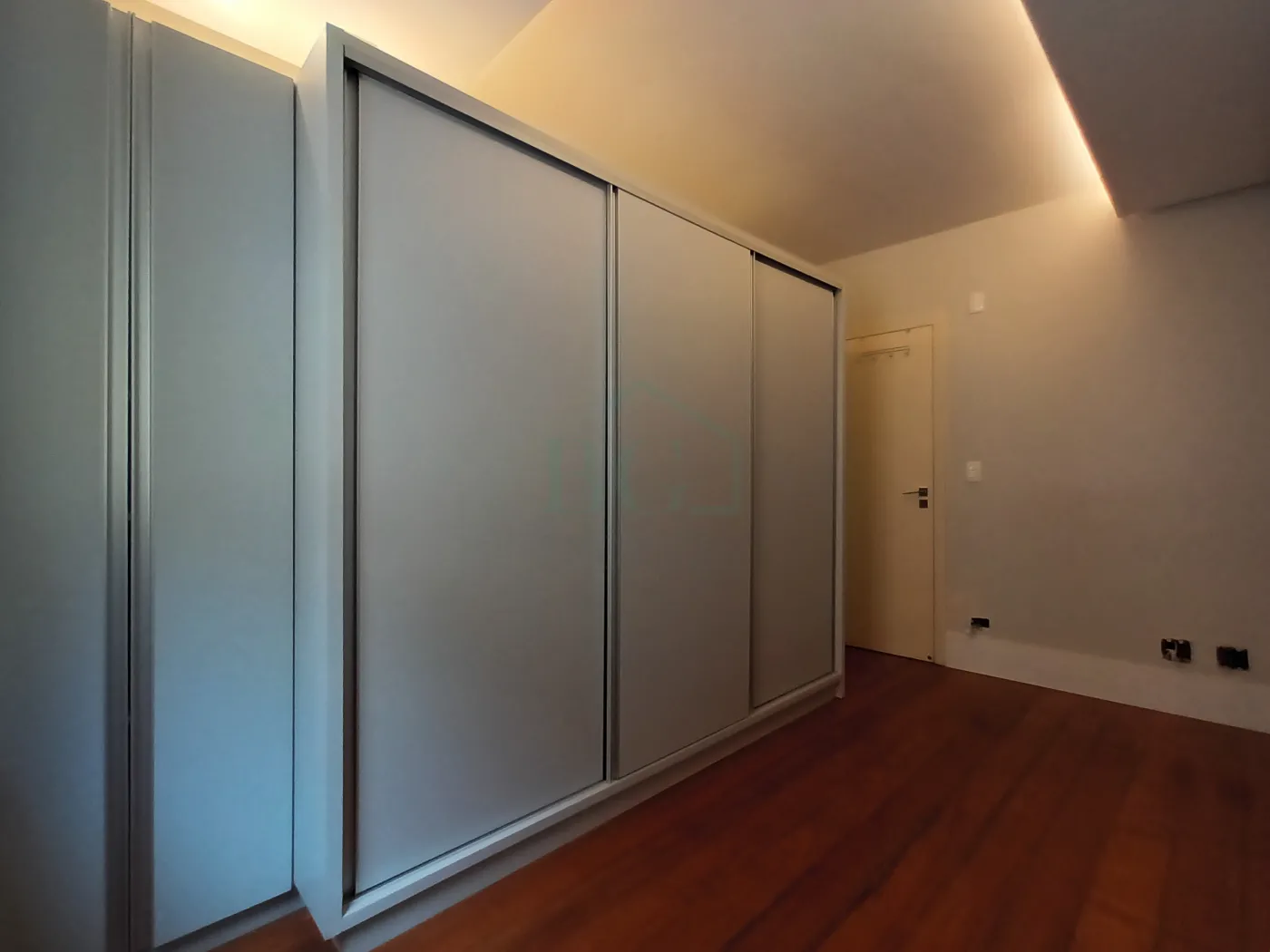 Apartamento à venda com 4 quartos, 217m² - Foto 24