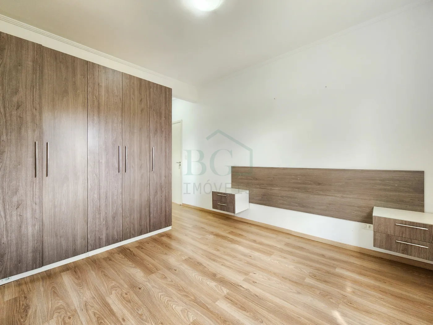 Apartamento para alugar com 2 quartos, 70m² - Foto 6