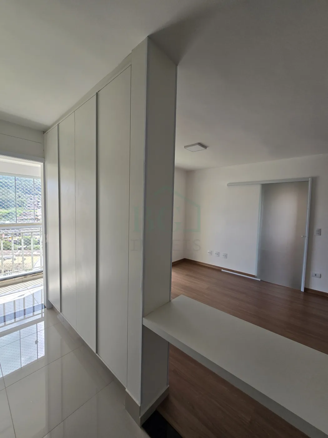 Apartamento à venda com 2 quartos, 77m² - Foto 11