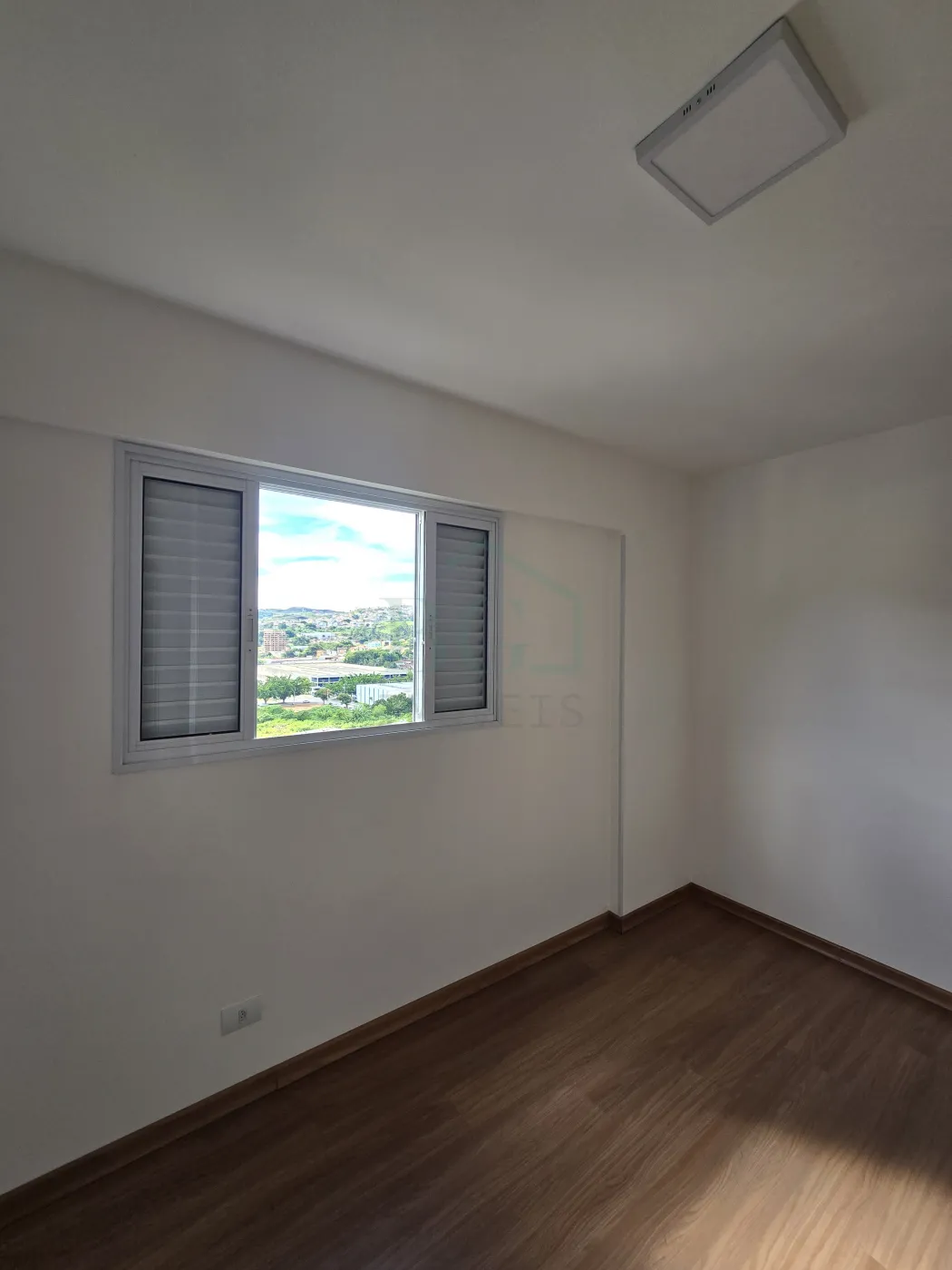 Apartamento à venda com 2 quartos, 77m² - Foto 15