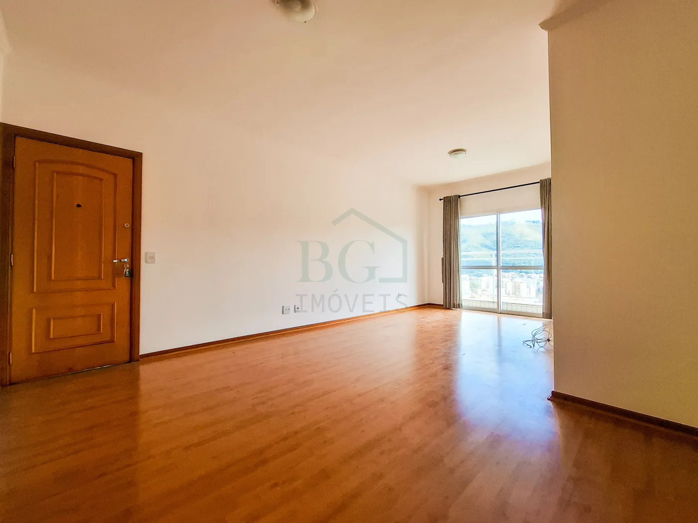 Apartamento para alugar com 3 quartos, 215m² - Foto 5