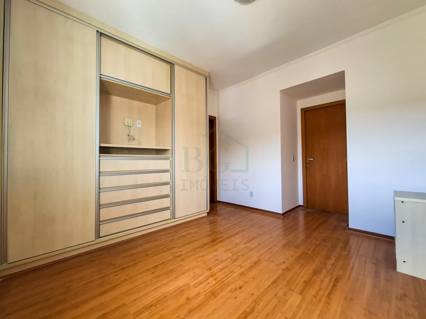 Apartamento para alugar com 3 quartos, 215m² - Foto 11