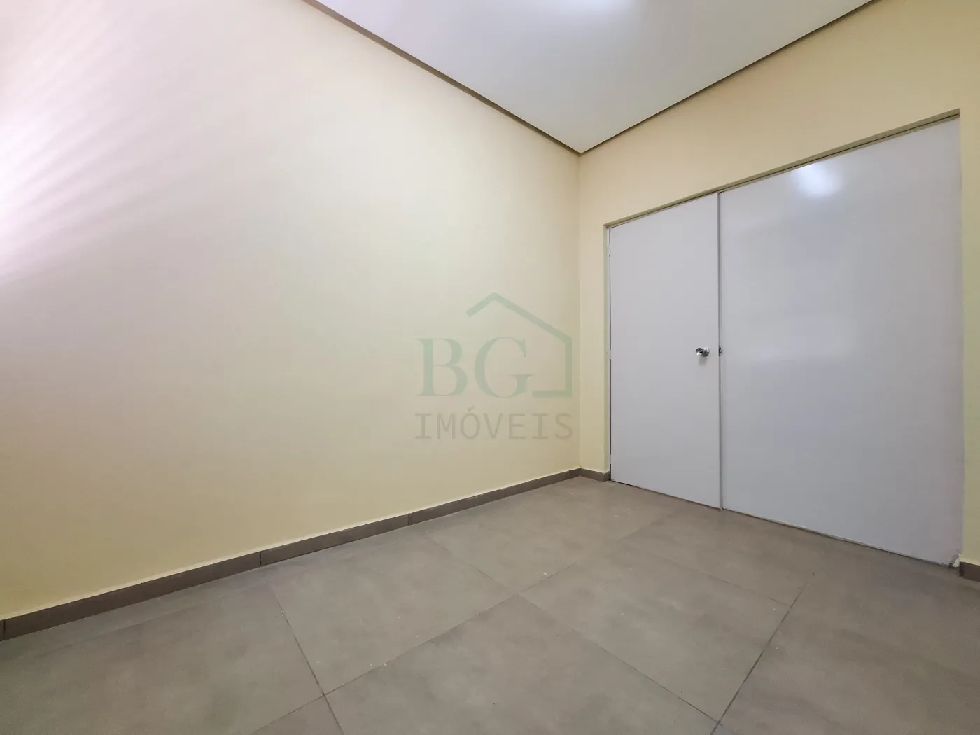 Casa para alugar com 3 quartos, 80m² - Foto 6