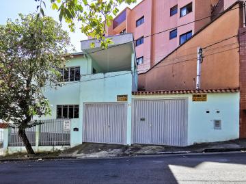 Alugar Casas / Padrão em Poços de Caldas. apenas R$ 1.200,00