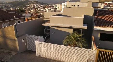Alugar Casas / Padrão em Poços de Caldas. apenas R$ 935.000,00
